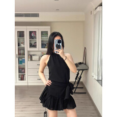 批发已出货 超好看春夏款女生黑色A字裙