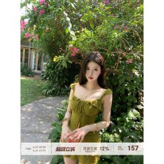 批发纯欲风绿色吊带<b class='q'>连衣裙</b>女夏季辣妹修身收腰显瘦裙子<b class='q'>荷叶边</b>包臀短