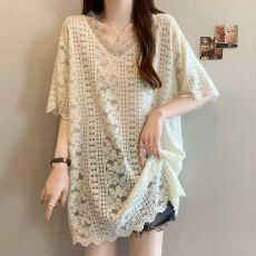 批发夏季时尚薄款不规则针织衫马甲背心女法式设计感镂空宽松外穿上衣