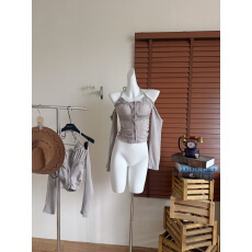 批发OYFF凡凡来咯牛乳茶卷设计感蕾丝挂脖露肩长袖<b class='q'>T</b><b class='q'>恤</b>女纯欲上衣