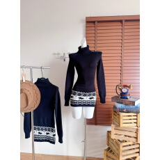 批发fortunee原创2025秋冬复古<b class='q'>提花</b>高领修身包臀短<b class='q'>连衣裙</b>圣诞针织毛衣