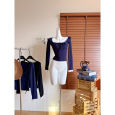 批发风格样本白色<b class='q'>长袖</b><b class='q'>t</b><b class='q'>恤</b>女冬2025新款设计感打底上衣