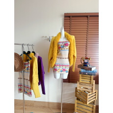 批发【吉月月】气质貉子毛毛领蝙蝠袖绞花宽松开衫针织外套+碎花抹胸