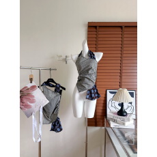 批发红人馆吊带<b class='q'>背心女</b>夏外穿美背格子设计感独特漂亮修身无袖挂脖上衣