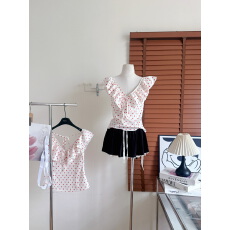 批发8uioio'卡普里波光'红色波点圆领<b class='q'>衬衫</b>女春季新款修身显瘦短款上衣