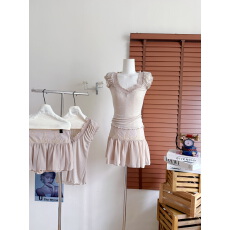 批发NAOAO 古早温柔 奶茶色花边T恤上衣+<b class='q'>蕾丝</b>显瘦高腰半裙带<b class='q'>安全</b><b class='q'>裤</b>
