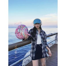 批发港风复古格子<b class='q'>长袖</b><b class='q'>衬衫</b>女小众设计感早秋新款高级感宽松外套春秋季