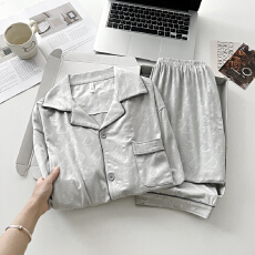 批发新款男士睡衣春秋季仿棉压花高级感开衫翻领长袖长裤家居服套装