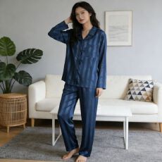 批发ins网红<b class='q'>睡衣</b>女春秋季长袖仿<b class='q'>真丝</b>提花竖条冰丝条纹家居服<b class='q'>套装</b>春夏