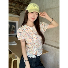 批发法式泡泡袖碎花<b class='q'>短袖</b><b class='q'>衬衫女</b>夏季2026新款甜美减龄掐腰打底衬衣上衣