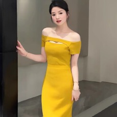 批发性感绝美爆款2026新款一字肩韩版<b class='q'>夏</b>季高级感连衣裙女超仙包臀裙子