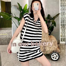 批发条纹polo裙无袖T恤女2026年<b class='q'>夏</b>季宽松中长款飞飞袖针织连衣裙