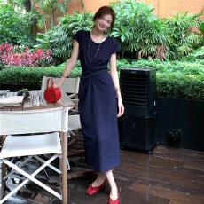 批发海风絮语2026年<b class='q'>夏</b>季新款设计感系带收腰显瘦连衣裙女背心裙