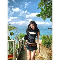 批发2026新款野性夏日美式辣妹胸前镂空印花<b class='q'>背心</b>女夏季修身显瘦上衣女