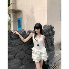 批发甜美风白色<b class='q'>连衣裙</b>女装夏季减龄收腰背心裙小个子<b class='q'>蓬蓬裙</b>a字蛋糕裙