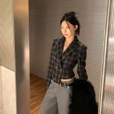 批发格子呢料短款<b class='q'>西装</b>外套女 秋法式收腰设计感修身显瘦长袖毛呢西服
