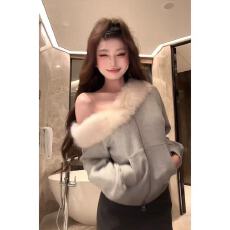 批发美式复古灰色斜肩毛领卫衣女秋季新款露肩设计感拉链开衫外套上衣