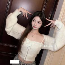 批发性感纯欲风<b class='q'>短</b>款灯笼袖毛衣披肩开衫女叠穿针织抹胸背心上衣两件套