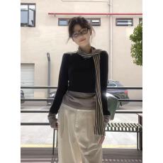 韩系设计感撞色假两件带围脖T恤女秋冬复古修身显瘦内搭打底上衣