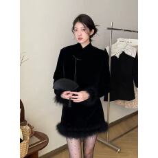 批发新中式黑丝<b class='q'>绒套装</b>裙女冬季富家千金感穿搭气质夹棉加厚外穿两件套