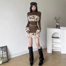 批发美式辣妹风纯色拼接毛毛长袖<b class='q'>打底</b>衫高腰显瘦包臀短裙两件套ins潮