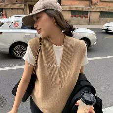 批发韩版气质简约v领针织<b class='q'>马甲女</b>秋冬外搭叠穿洋气无袖坎肩毛衣背心ins
