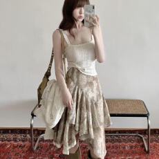 批发废土风穿搭<b class='q'>套装</b>夏季高腰显瘦长裙女小众设计感复古印花百搭A字裙