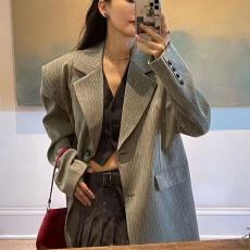 批发2026春季新款西装外套女宽松灰色条纹设计感小众中长款长袖西服潮