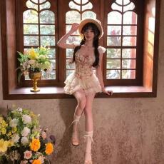 批发法式显瘦气质田园轻洛丽塔复古少女碎花上衣<b class='q'>蓬蓬</b>短裙春季新款套装