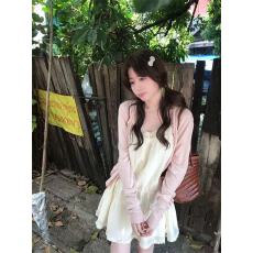 批发甜美减龄小个子蕾丝花边吊带连衣裙女2026早春针织薄外套两件套装