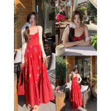 批发时尚百搭长袖<b class='q'>开衫</b>时髦上衣设计春季新款显瘦收腰碎花吊带连衣裙<b class='q'>女</b>