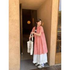 批发日系文艺格子<b class='q'>连衣裙</b>女夏季新款设计感褶皱单排扣宽松短袖中长裙子