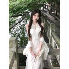 批发新中式套装高级感名媛清冷感挂脖连衣裙改良<b class='q'>旗袍</b>裙披肩开衫两件套