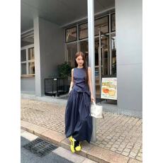 批发赫本风藏青色复古蓬蓬花苞连衣裙女夏系带收腰a字<b class='q'>长款</b><b class='q'>背心</b>裙