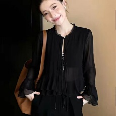 批发2026<b class='q'>新款</b>喇叭袖系带上衣女士春季时尚性感小衫洋气百搭长袖<b class='q'>雪纺衫</b>