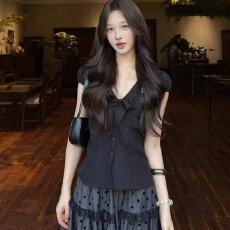 批发少女感简约黑色蝴蝶结短袖<b class='q'>衬衫</b>上衣女夏季<b class='q'>波点</b>显瘦半身裙两件套装