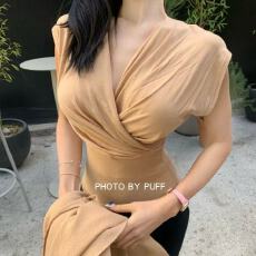 批发夏新款<b class='q'>韩国</b>正品东大门深V领修身显瘦露肩背心<b class='q'>T</b><b class='q'>恤</b>上衣