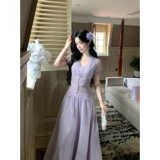 批发气质温柔显白挂脖<b class='q'>钉珠</b>高腰荷叶边仙女<b class='q'>连衣裙</b>2026春夏女