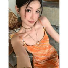 批发2026纯欲风辣妹设计感加州橘调斜格纹<b class='q'>网纱</b>移动串珠弹力吊带<b class='q'>连衣裙</b>