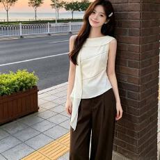 批发<b class='q'>白色</b>飘带不规则镂空无袖吊带背心女夏季独特漂亮外穿<b class='q'>衬衫</b>上衣别致