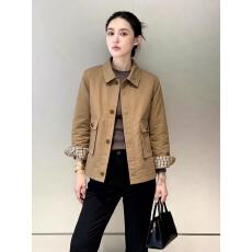 批发2026春季新款超火美拉德风卡其色撞色格子工装<b class='q'>外套</b>女时尚<b class='q'>休闲</b>上衣