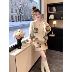 批发韩系甜美花朵毛衣<b class='q'>短裙</b>两件套女2026年春秋新款气质高级感针织套装