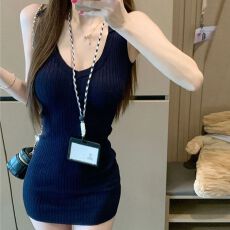 批发出大货 v领针织吊带连衣裙女<b class='q'>夏</b>季辣妹修身裙子显身材收腰包臀短裙