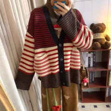 出大货 v领毛衣外套女装2026年春季新款慵懒风宽松减龄针织开衫