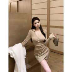 批发出大货 长袖<b class='q'>连衣裙</b>女早秋冬新款轻奢高级感气质修身性感<b class='q'>包臀</b>裙