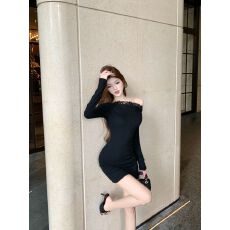 批发出大货 别致裙子高级感蕾丝拼接露肩长袖打底内搭<b class='q'>连衣裙</b>女秋冬