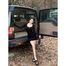 批发出大货 性感纽扣长袖<b class='q'>包臀</b>短裙子纯欲新款显瘦显身材打底<b class='q'>连衣裙</b>女