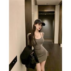 批发出大货 露肩设计显瘦打底<b class='q'>连衣裙</b>女春秋季小黑裙感辣妹<b class='q'>包臀</b>裙女