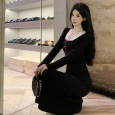 批发出大货 辣妹风黑色镂空长袖连衣裙女2026秋冬新款修身显瘦中长裙