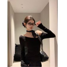 批发出大货 别致绝美掐腰上衣<b class='q'>长袖</b>露肩收腰<b class='q'>T</b><b class='q'>恤</b>女秋上衣修身打底衫
